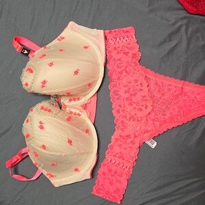 Victoria Secret 38DD bra set dream angels new not xl thong